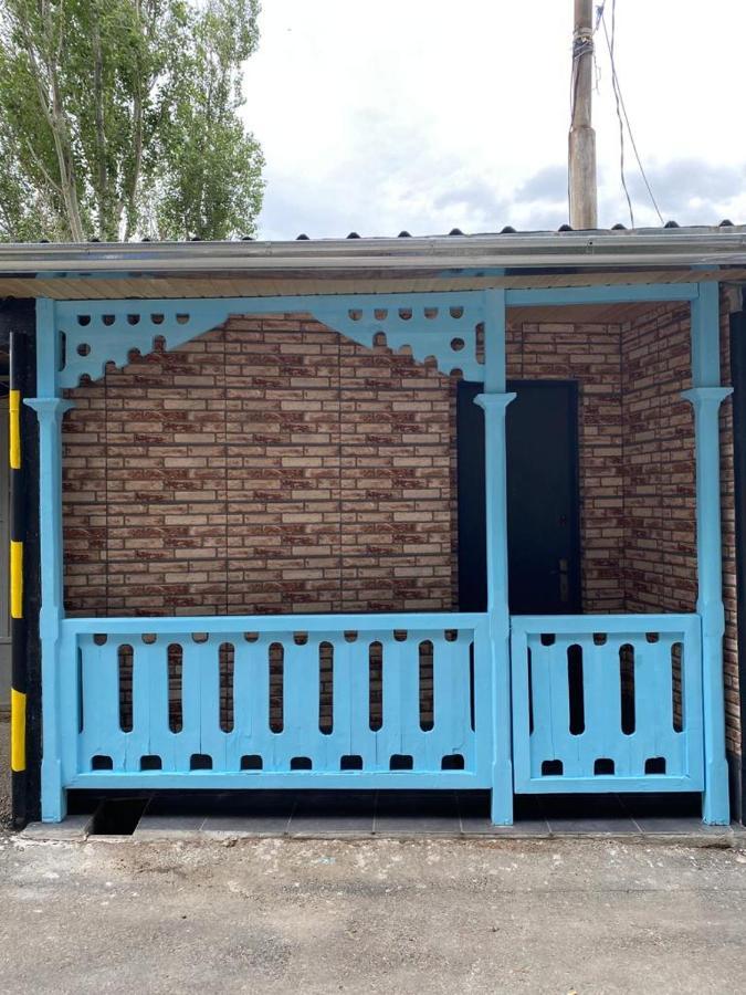 Garage Hotel - Old Тбилиси Экстерьер фото